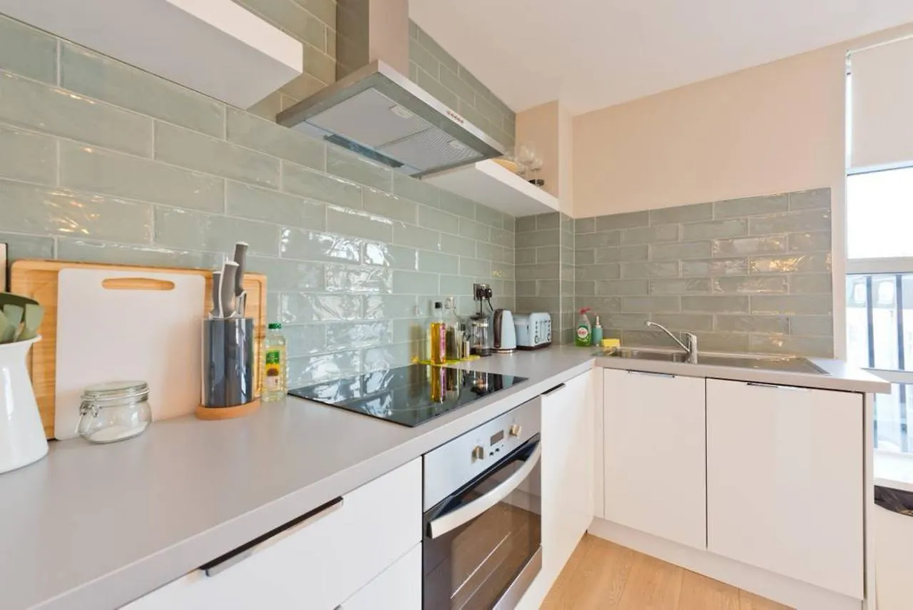 2 Bedroom Rooftop Apartment In Temple Bar Sleeps 6 Дублин Ирландия